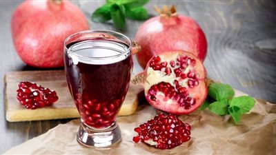 طريقة عمل عصير الرمان