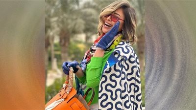 داليا البحيري تكسب ود متابعيها بهذه الإطلالة (صور)