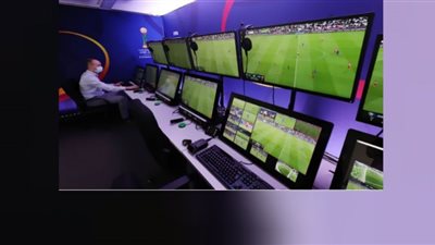 FIFA يوافق على كرة استشعار وVAR جديد لكأس العالم 2022 (تفاصيل)