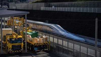 استهداف قطار شحن مُحمل بالمواد الغذائية في زابوروجيا الأوكرانية