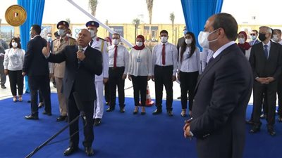 بث مباشر.. السيسي يفتتح القطار الكهربائي الخفيف ومحطة عدلى منصور المركزية