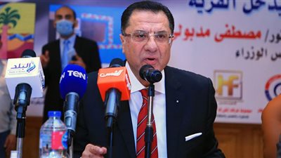 إياد أبوالحجاج: معرض صناعة بلدنا رسخ فلسفة العمل الجماعي