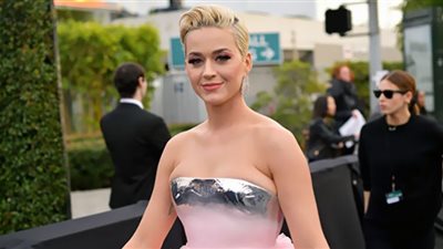 صور .. أول ظهور لابنة كاتي بيري 