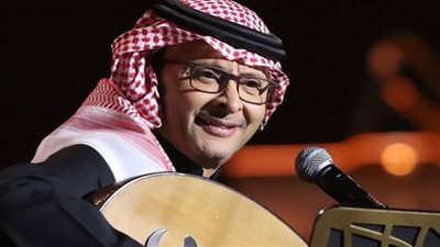 عبد المجيد عبد الله في البحرين بعد نجاحات الكويت والسعودية