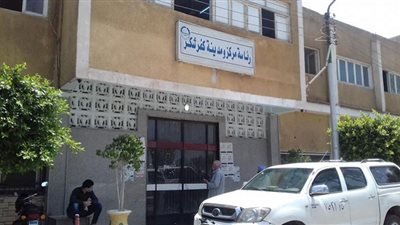 ضبط شخصين لقيامهما بتكسير مقاعد كورنيش النيل بكفر شكر