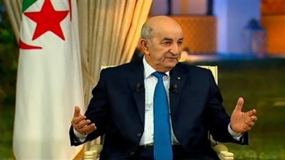 الرئيس الجزائري: عيد الاستقلال توّج كفاح شعبنا لـ130 سنة