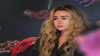 بإطلالة صيفية هنا الزاهد تتألق علي إنستجرام (صور)