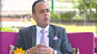 ظاهرة المستريح تهدد الاقتصاد المصري .. خبير تؤكد غياب البورصة