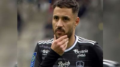 العنصرية تنال من يوسف البلايلي.. والنادي يفتح التحقيق