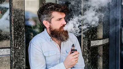 تأثير خطير للتدخين الإلكتروني على قلوب المراهقين الذكور من دون الإناث