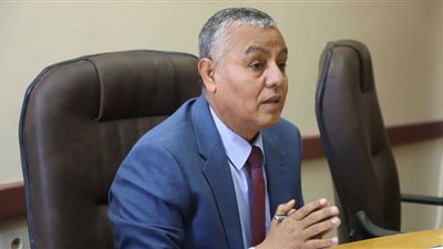 انعقاد لجنة اختيار عميدي الطب البيطري والزراعة بقنا