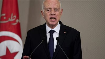 قيس سعيد يصل إلى الجزائر للمُشاركة في احتفالاتها بذكرى الاستقلال الـ60