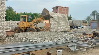 الجيزة ترفع ٢٠٨٠ حالة تعدي وإشغال للمنشات التجارية والمقاهي وإزاله ٣٠ حاحز حديدي لركن السيارات