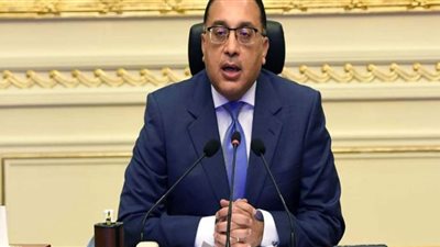 مدبولي يستعرض جهود جذب مشروعات الهيدروجين الأخضر إلى المنطقة الاقتصادية