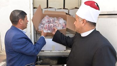 استلام الدفعة العاشرة من لحوم صكوك الطعام بالدقهلية