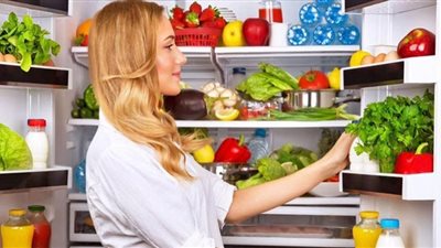تسبب تسمم يصل إلى الوفاة.. أكلات ممنوع حفظها في الثلاجة