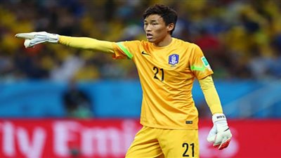 رسميًّا.. الشباب السعودي يتعاقد مع الحارس الكوري كيم سيونج