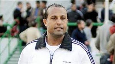 طارق مصطفى يشيد بدوره في بقاء أولمبيك آسفي بالممتاز المغربي