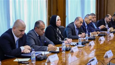 وزيرتا البيئة والتجارة تستعرضان مستجدات التحضير لاستضافة مصر لقمة المناخ
