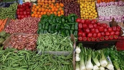 الطماطم بـ3 جنيهات.. تعرف على أسعار الخضار بأسواق المنيا