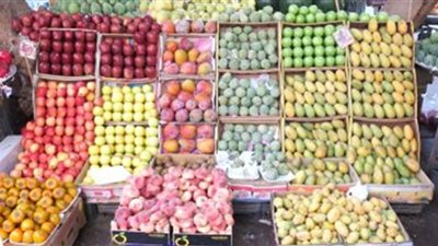 استقرار أسعار الفاكهة اليوم.. والخوخ بـ10 جنيه