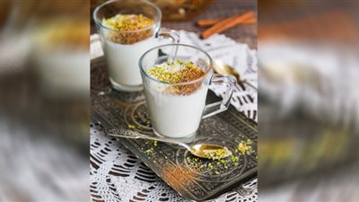 لإضافة مذاق لذيذ.. طريقة عمل لبن بالمستكة