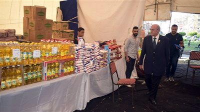 طرح سلع بأسعار مخفضة بمعرض 
