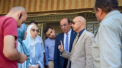 وكيل وزارة الصحة بالشرقية يتفقد سير العمل بالمعمل الإقليمي المشترك
