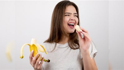 ماذا يحدث لجسمك عند تناول موزة واحدة يوميًا؟.. تقرير يكشف مفاجأة