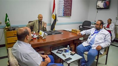 وكيل صحة الشرقية يتفقد سير العمل بمستشفي ههيا المركزي