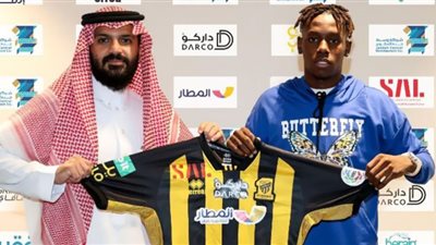 الاتحاد السعودي يعلن أولى صفقاته الصيفية بضم زكريا هوساوي