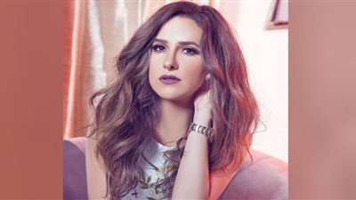 بإطلالة جذابة.. شيري عادل تفاجئ متابعيها بحضورها مهرجان أسوان الدولي