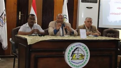 انتظام أعمال امتحان الدور الأول للثانوية العامة بنسبة حضور