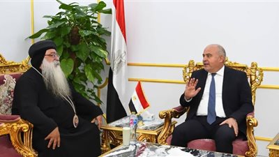 أسقف دشنا يزور ديوان قنا لتهنئة المحافظ بعيد الأضحى