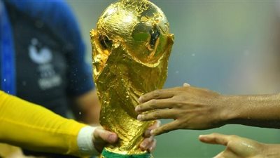 الوفد تستعرض موقف روسيا من الأحداث الرياضية الأوروبية كرويًا