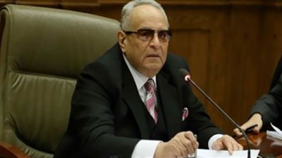 أبوشقة يعلن تطوعه للدفاع عن 