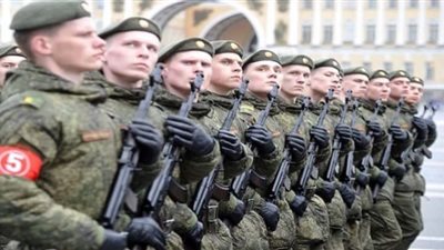 الجيش الأوكراني: نقاتل القوات الروسية على مشارف كييف