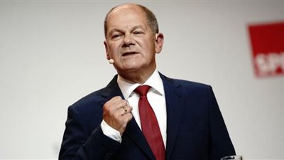 المستشار الألماني: بوتين يحاول 
