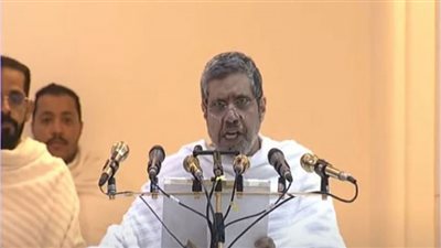 خطيب عرفة: الوحدة والإخوة السياج الأمن لحفظ كيان الأمة وتماسكها