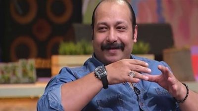 محمد ثروت: أعدنا التصوير أكثر من مرة في 