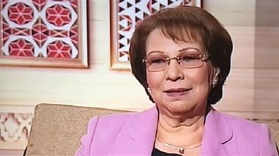 تفاصيل ندوة تكريم المخرجة الكبيرة إنعام محمد علي (صور)