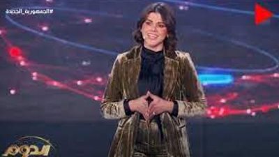 يارا مجدى تتألق في تقديم النشرة الإخبارية بـ