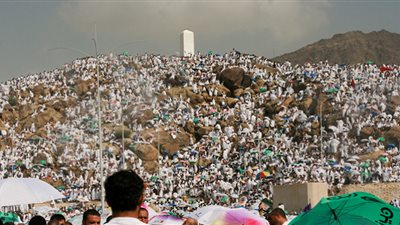 يوم عرفة.. الركن الأكبر للحج وخير يوم طلعت عليه الشمس