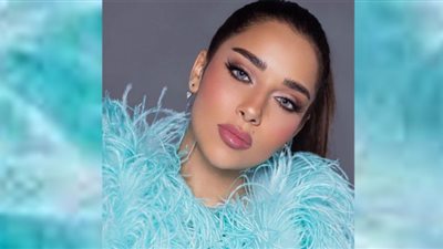 شاهد.. بلقيس فتحي تستعرض أناقتها بلوك مبهج من توقيع دار الأزياء فالنتينو