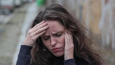 تسبب الصداع بدلا من علاجه.. تحذير من أدوية ومسكنات شهيرة