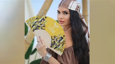 لاميتا فرنجية تعيد إحياء موضة 