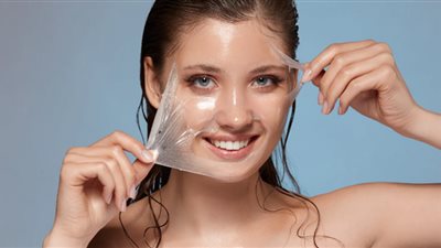 تخلصي من مشاكل البشرة في العيد.. طريقة عمل ماسك الجيلاتين للوجه