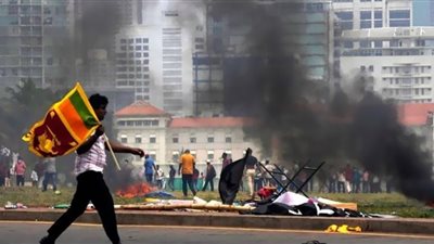 حظر تجول لأجل غير مسمى عاصمة سريلانكا.. إيه الحكاية