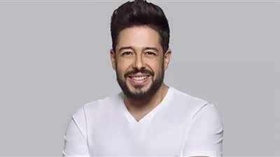 رقم خرافي.. صدمة بين جمهور محمد حماقي بسبب سعر إطلالته الغريبة في حفل الشيخ زايد