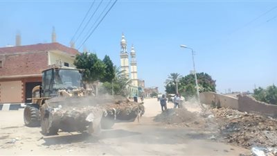 نشاطٌ مُكثَّفٌ بالنظافة العامة بجميع مراكز و مدن المحافظة فى اول ايام عيد الأضحي المبارك